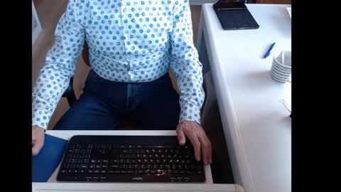 Snapshot of dutchpornking2 chatting on 10.10.25 dutchpornking2 online show from 10.10.25