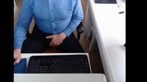 Snapshot of dutchpornking2 chatting on 02.21.26 dutchpornking2 online show from 02.21.26