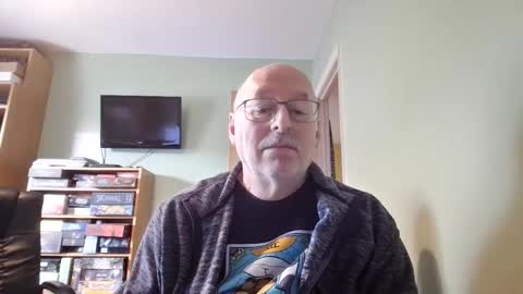 Snapshot of dutchunclejohn chatting on 10.30.25 DutchUncleJohn online show from 10.30.25