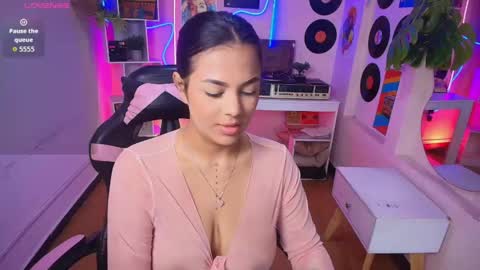 Snapshot of duulce_mia chatting on 05.16.26 duulce_mia online show from 05.16.26