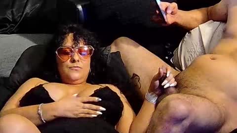 Delilah  Papi online show from 10.26.25