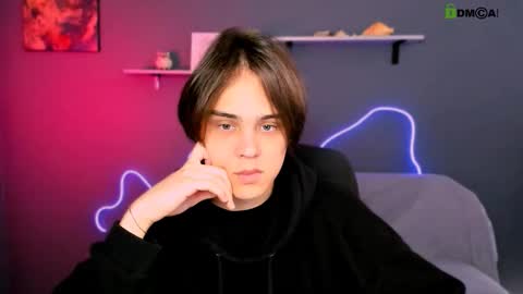 dylan_bold online show from 10.19.25