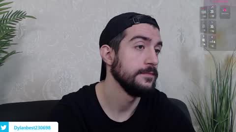 Snapshot of dylan_starxx chatting on 12.10.24 Dylan online show from 12.10.24