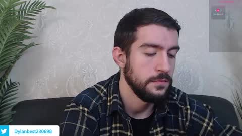Snapshot of dylan_starxx chatting on 12.13.24 Dylan online show from 12.13.24