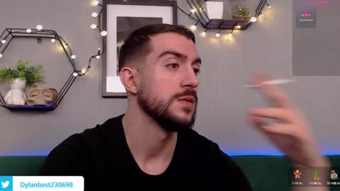 Snapshot of dylan_starxx chatting on 12.28.24 Dylan online show from 12.28.24