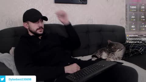 Snapshot of dylan_starxx chatting on 01.10.25 Dylan online show from 01.10.25