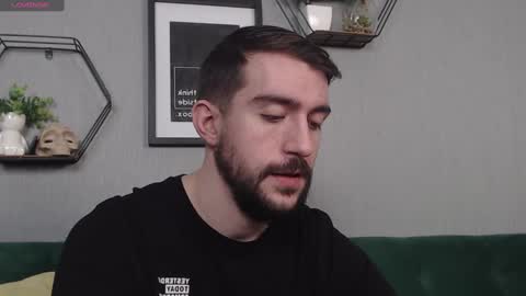 Snapshot of dylan_starxx chatting on 02.10.25 Dylan online show from 02.10.25