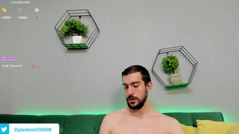 Snapshot of dylan_starxx chatting on 11.09.25 Dylan online show from 11.09.25