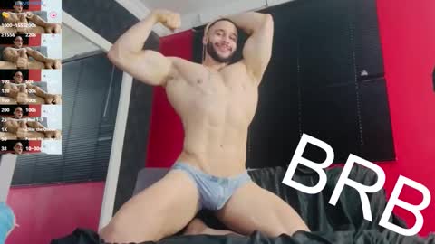 Snapshot of dylanlenox chatting on 11.09.25 Dylan online show from 11.09.25