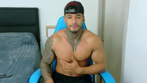 Snapshot of dylanrivera_ chatting on 06.05.26 Dylan Rivera online show from 06.05.26