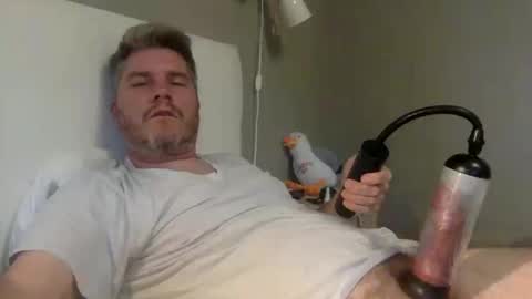 ER35 online show from 10.15.25