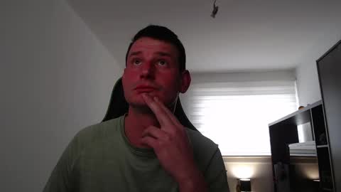 easypeasyglasgow online show from 04.04.26