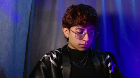 Snapshot of eather_luxury chatting on 12.22.24 eather_luxury online show from 12.22.24