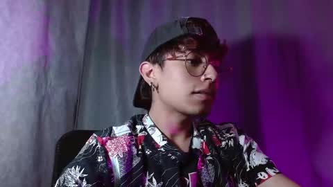 Snapshot of eather_luxury chatting on 12.28.24 eather_luxury online show from 12.28.24