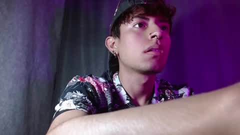 Snapshot of eather_luxury chatting on 12.28.24 eather_luxury online show from 12.28.24