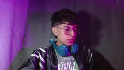 Snapshot of eather_luxury chatting on 01.04.25 eather_luxury online show from 01.04.25