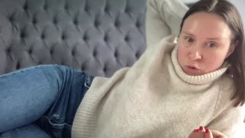 Snapshot of eatmypie69 chatting on 01.23.25 Nadia Ferreira online show from 01.23.25