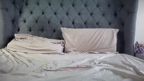 Snapshot of eatmypie69 chatting on 01.31.25 Nadia Ferreira online show from 01.31.25