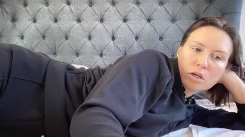 Snapshot of eatmypie69 chatting on 09.22.25 Nadia Ferreira online show from 09.22.25