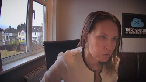 Nadia Ferreira  online show from 02.19.26