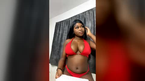Snapshot of ebarbie66 chatting on 07.17.26 ebarbie66 online show from 07.17.26