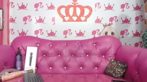 Snapshot of ebisu_meouw chatting on 09.27.25 Ebisu online show from 09.27.25