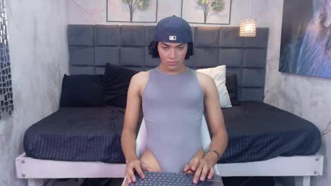 eboneycurly online show from 09.13.25