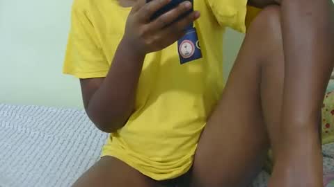 Snapshot of ebony_aleesha chatting on 02.08.26 nelly online show from 02.08.26