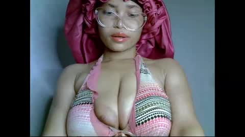 Snapshot of ebony_badgurl chatting on 05.24.26 Ebony badgurl online show from 05.24.26