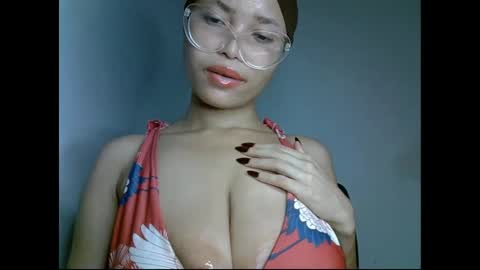 Snapshot of ebony_badgurl chatting on 05.26.26 Ebony badgurl online show from 05.26.26