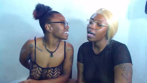 Snapshot of ebony_chayna chatting on 12.21.24 chayna smith online show from 12.21.24