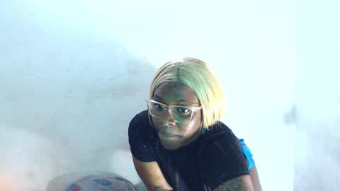 Snapshot of ebony_chayna chatting on 01.02.25 chayna smith online show from 01.02.25