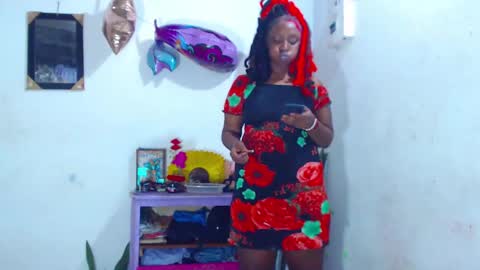 Snapshot of ebony_chayna chatting on 02.10.25 chayna smith online show from 02.10.25
