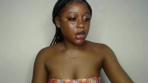 Ella online show from 09.14.25