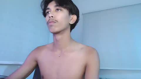 Snapshot of ebony_fuckboy chatting on 10.29.25 ebony_fuckboy online show from 10.29.25