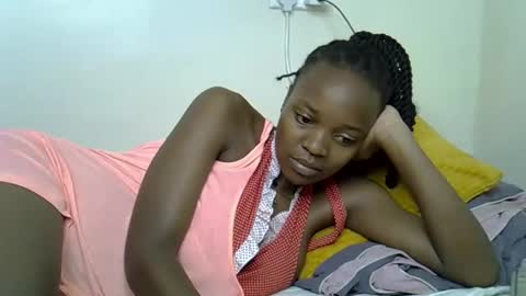 Snapshot of ebony_j chatting on 05.19.26 ebony_j online show from 05.19.26