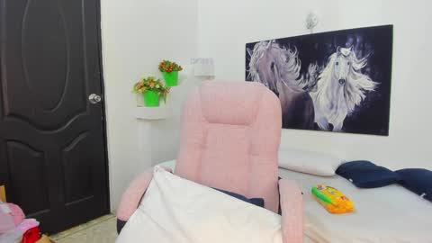 ebony_katterin online show from 12.25.24