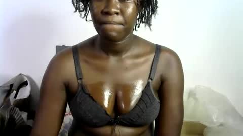 Snapshot of ebony_lynne chatting on 03.26.26 ebony_lynne online show from 03.26.26