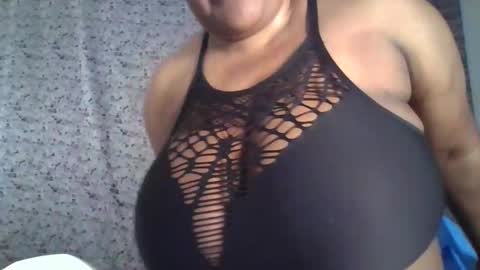 ebony_magixs online show from 09.16.25