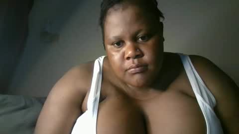 ebony_magixs online show from 03.04.26