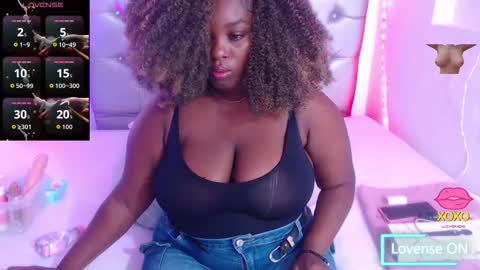 LINA  online show from 09.09.25