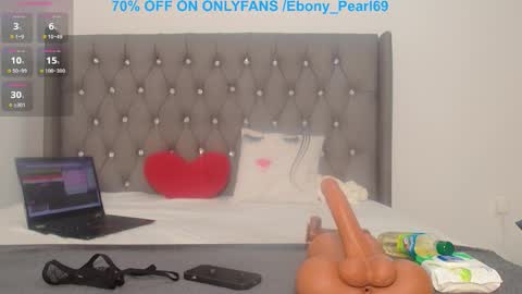 ebony_pearl69 online show from 11.28.25