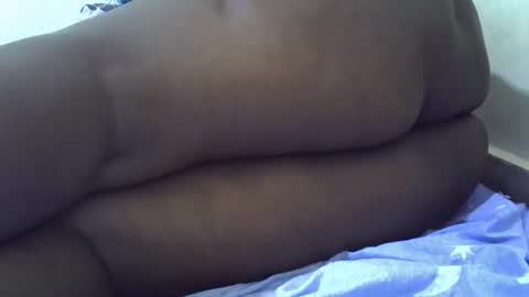 Snapshot of ebonybbw_3 chatting on 10.21.25 Sweet gul online show from 10.21.25