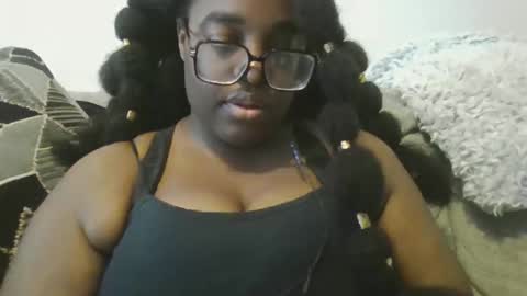 Snapshot of ebonybigtitqueen1 chatting on 10.16.25 ebonybigtitqueen1 online show from 10.16.25