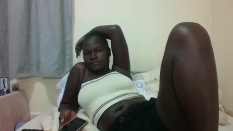 Snapshot of ebonyblack28 chatting on 09.16.25 MELVINE online show from 09.16.25