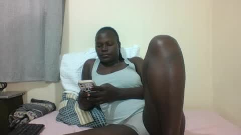 Snapshot of ebonyblack28 chatting on 09.22.25 MELVINE online show from 09.22.25