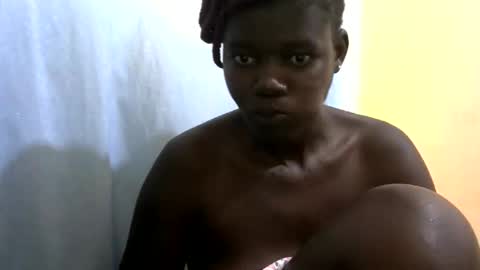 ebonybloom01 online show from 10.29.25