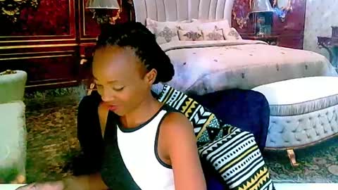 Snapshot of ebonycreamy69 chatting on 12.17.24 Nova online show from 12.17.24