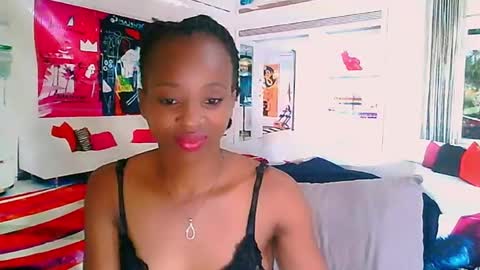 Snapshot of ebonycreamy69 chatting on 12.23.24 Nova online show from 12.23.24