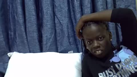 Snapshot of ebonydol2 chatting on 03.04.25 ebonydol2 online show from 03.04.25